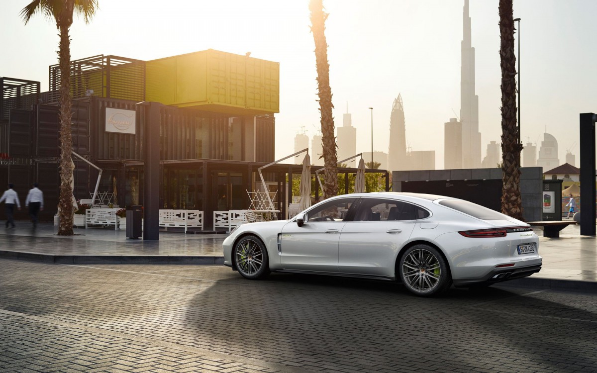ʱPanamera Turbo S E-HybridͼƬֽ