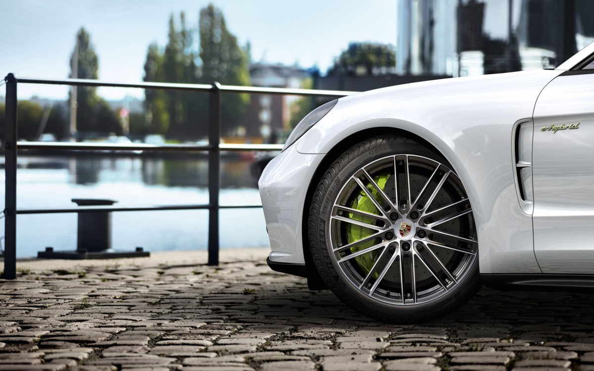 ʱPanamera Turbo S E-HybridͼƬֽ