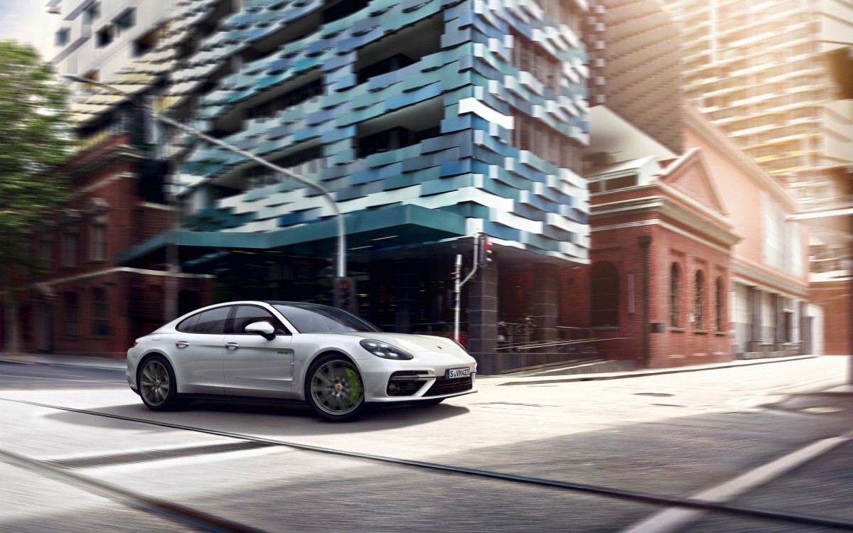 ʱPanamera Turbo S E-HybridͼƬֽ