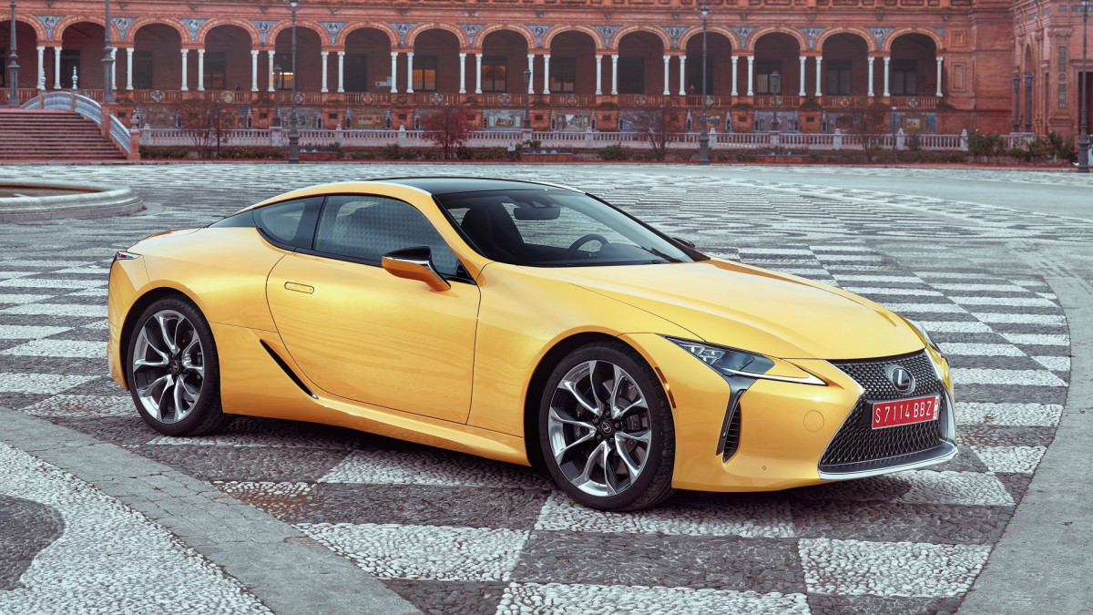 ׿˹LC500h GTܳͼƬ