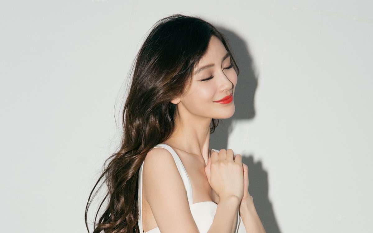 angelababyԸаɫȹͼƬ