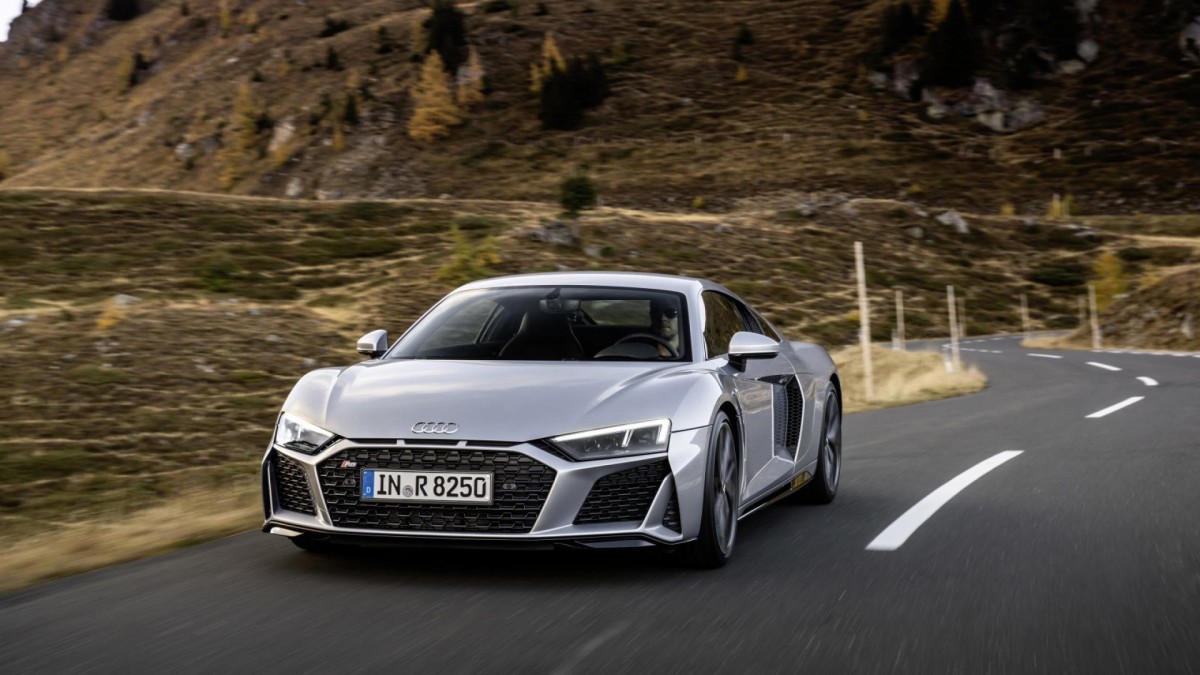 2020µR8 V10ֽܳ