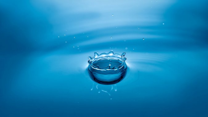 ��ɫ��ˮ������д��ͷ��4K������ͼƬ