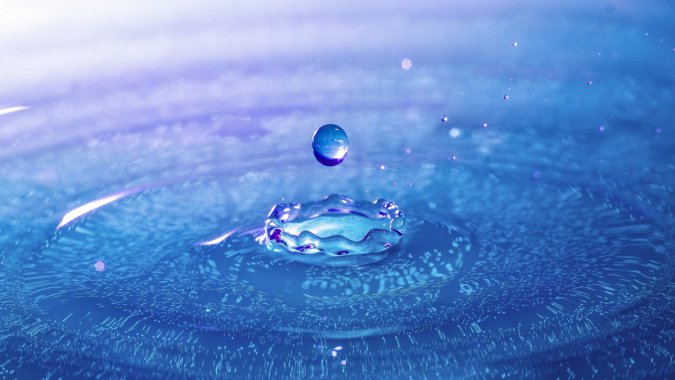 ɫģ͸ģˮΣдͷͼƬ