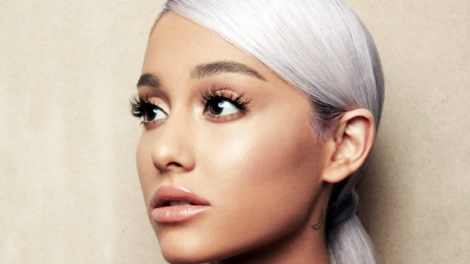 2022ȡ£ŮԱФƬͼƬ