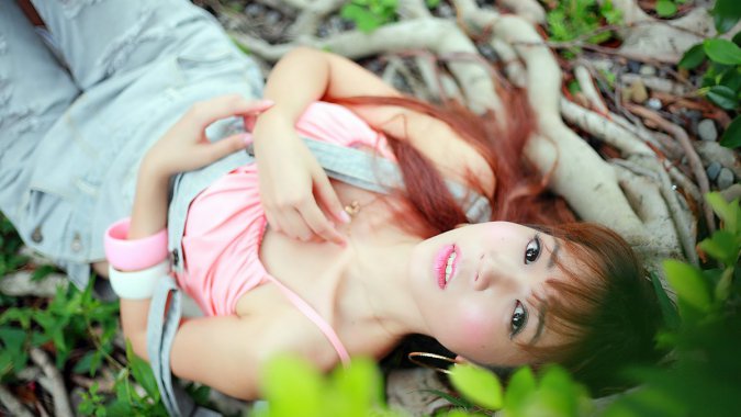 ɭ֣ɰʱУţп㣬ŮƬͼƬ