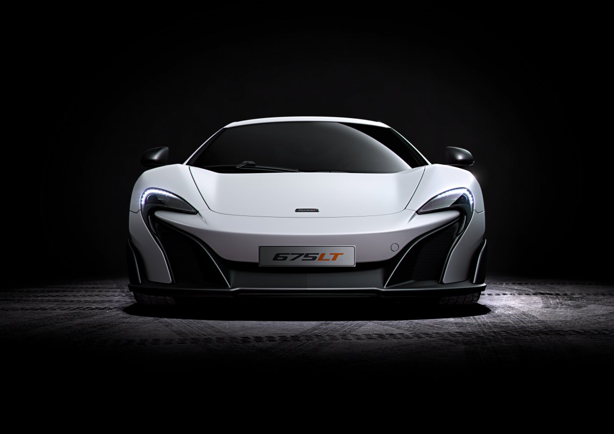 675LT ɫܳ4KͼƬ