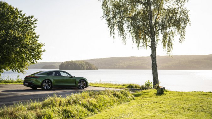 ɫʱTaycan Turbo綯ܳͼƬ