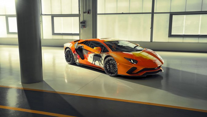 ��ɫ��������Aventador SͼƬ