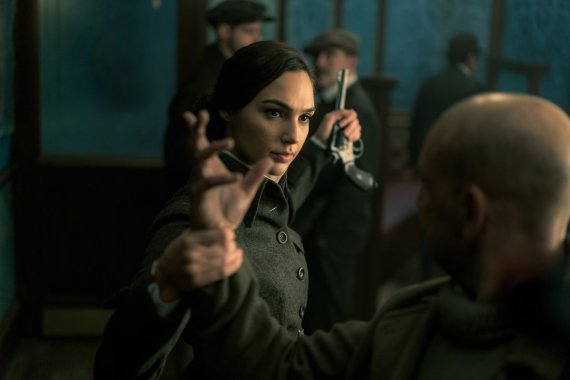 ����Ů�� �Ƕ��Ӷ�ľ���4KͼƬͼƬ