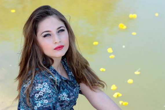 Ů�� ˮ �ʻ� 4K��Ӱ��ŮͼƬͼƬ