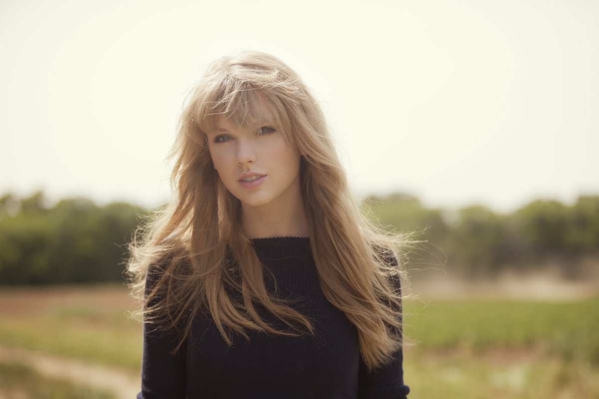 ŮTaylor Swift̩ա˹4KͼƬͼƬ