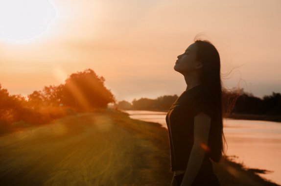 ����������Ů����Ӱ4kͼƬͼƬ