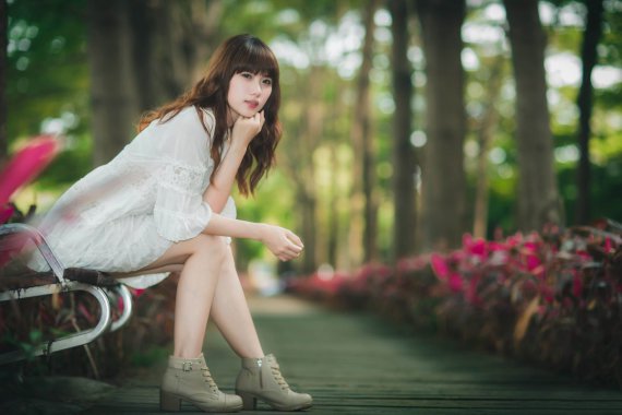 ԰ŵĿɰ崿Ů4kͼƬͼƬ