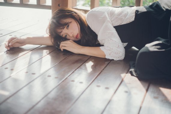 ��Ů �ذ� Ψ����Ӱ4kͼƬ