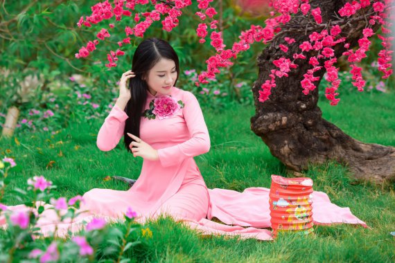 ݵ ӣ ɫȹŮ6KͼƬͼƬ