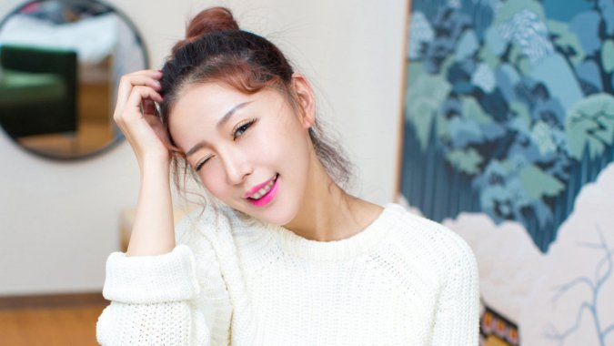 ����ɫë����Ů������4kͼƬ