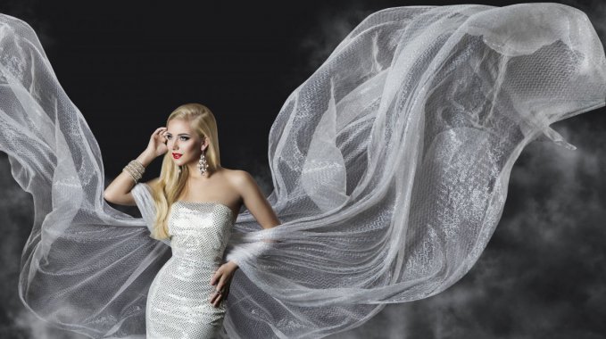 ʱ��ģ�ض�����ȹ Ů�������Ĳ���� ��������Ů4KͼƬ