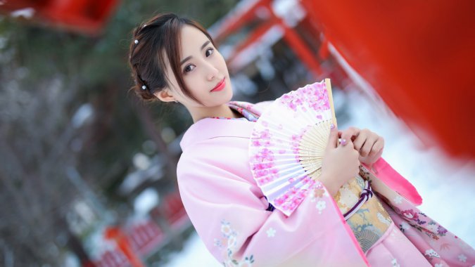 è�� �ͷ���Ů4kͼƬ