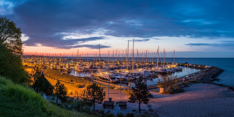 Ϧ,Ʋ,ƽ,,,ͧ,,¹ͼƬ