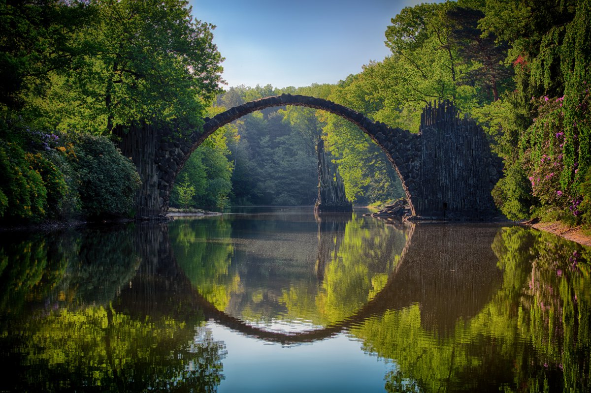 Devils Bridge ɫľ  ӳ6kȻ羰ͼƬ