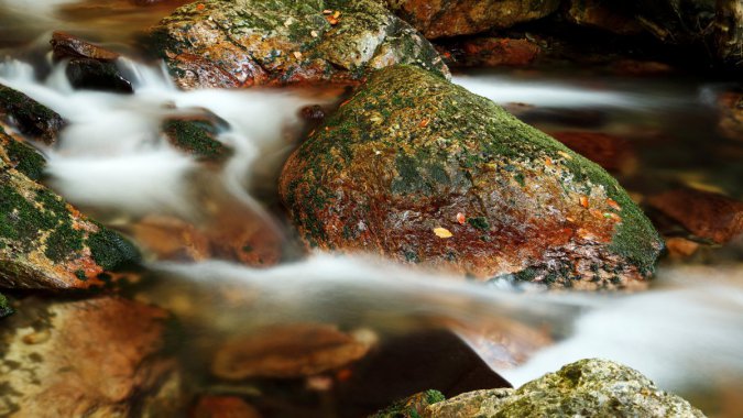 ���֣���ɫ��СϪ���ӣ���̦����ʯͼƬ