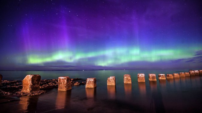 ���˾�̾�ģ�������ʯ�������⣬ҹ��ͼƬ