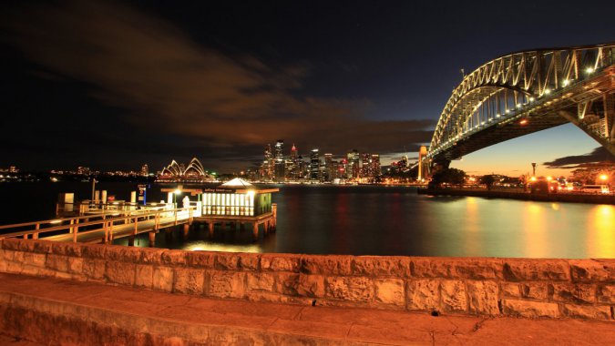 ���������У�������������ҹ��������ͼƬ