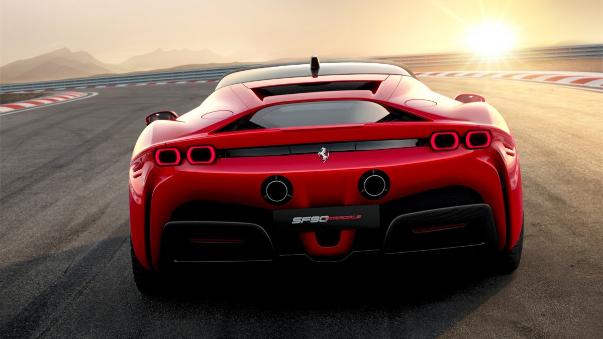 巨SF90 Stradale϶ܳͼƬ