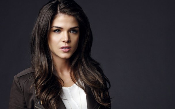 ·˹(Marie Avgeropoulos)ͼƬ