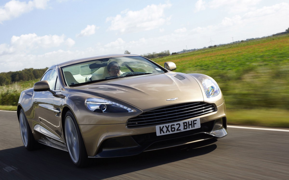 2013˹١AM 310 Vanquishܳ()