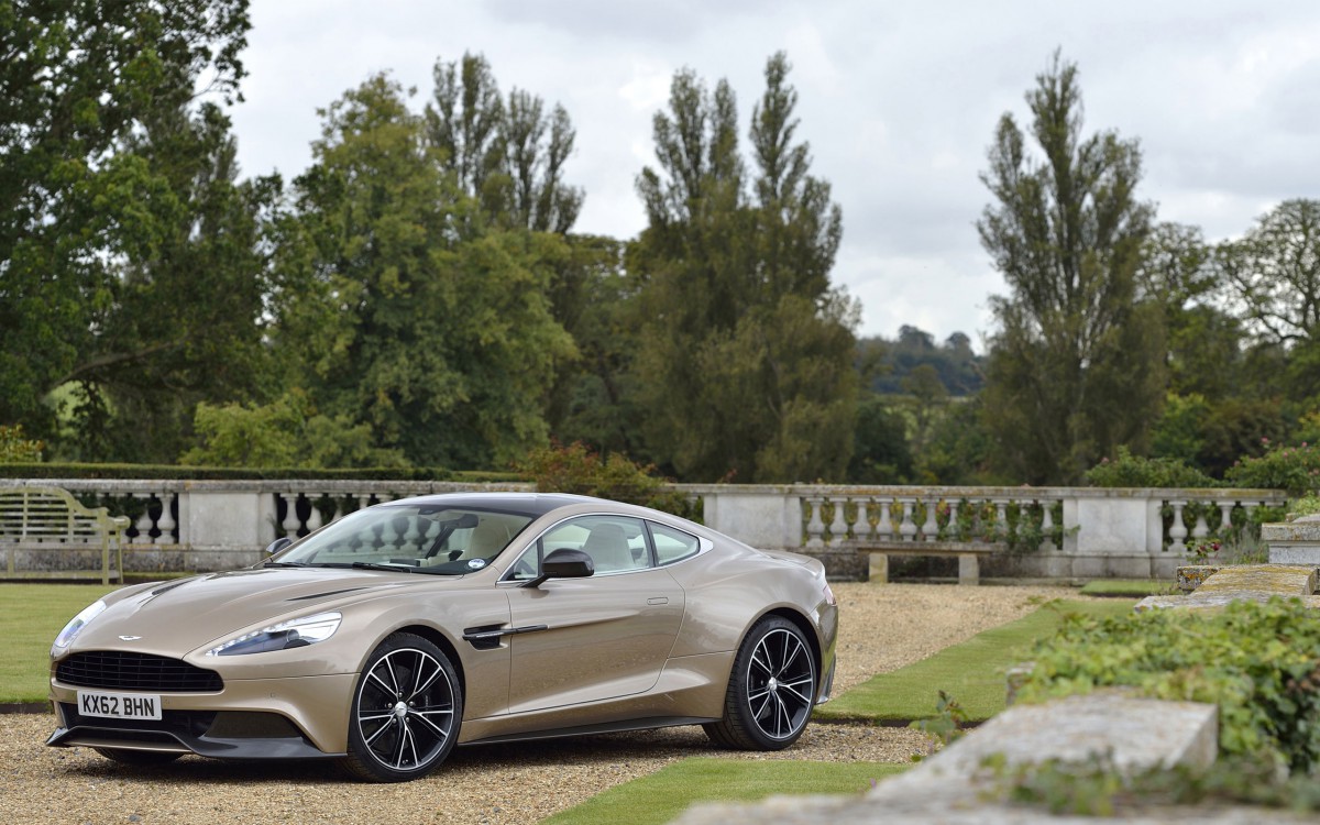 2013˹١AM 310 Vanquishܳ()