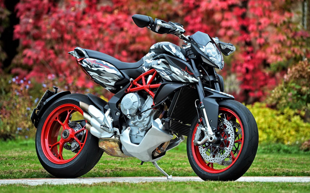 2014˹MV Agusta Rivale 800Ħ