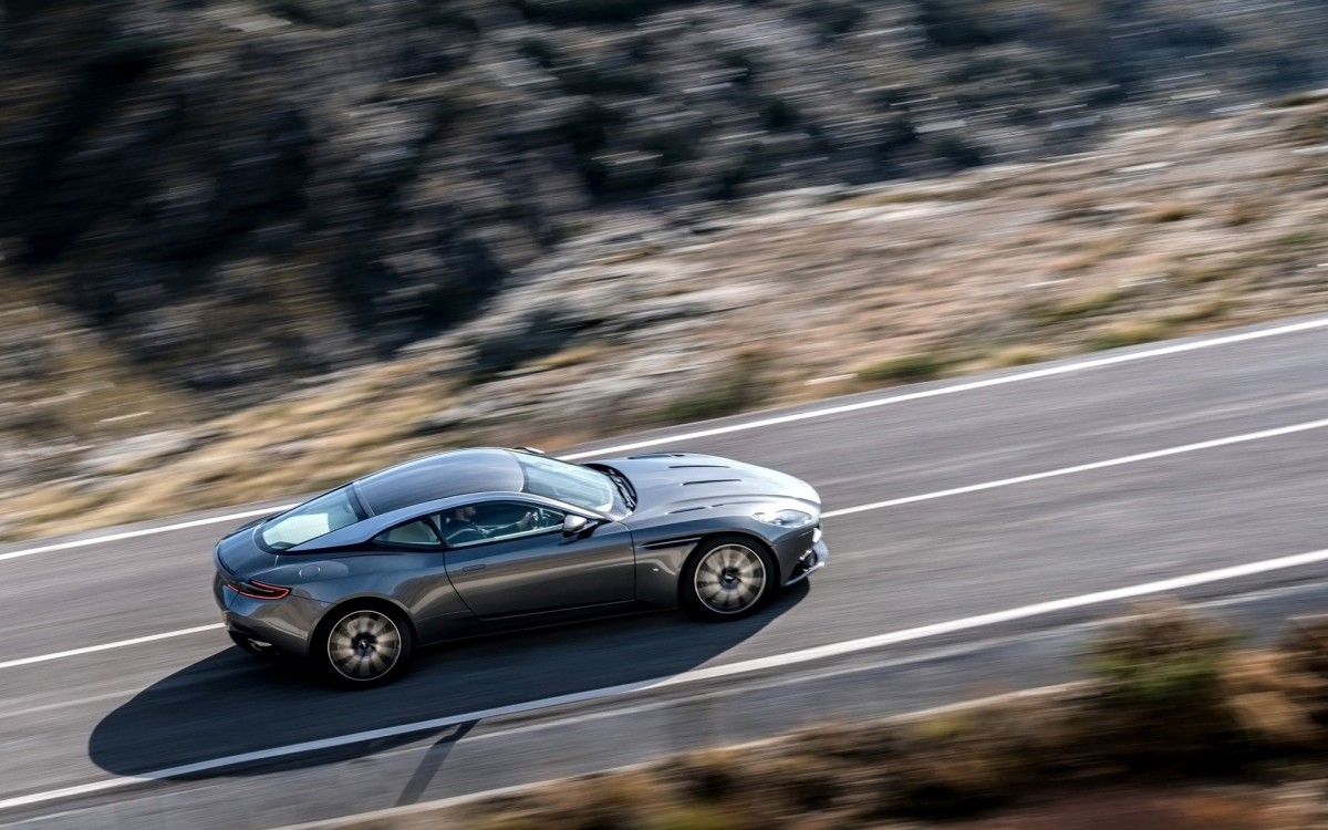 ˹١DB11ͼƬֽ