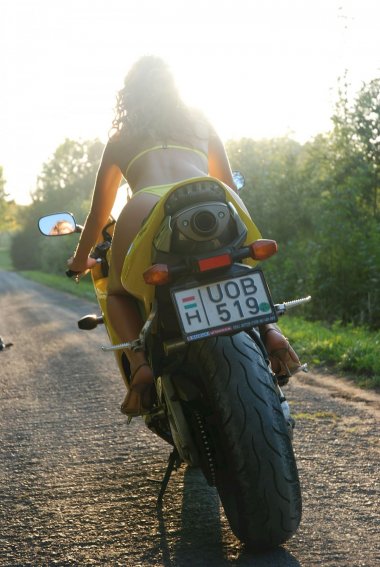 2004-Honda-CBR600RRŮ