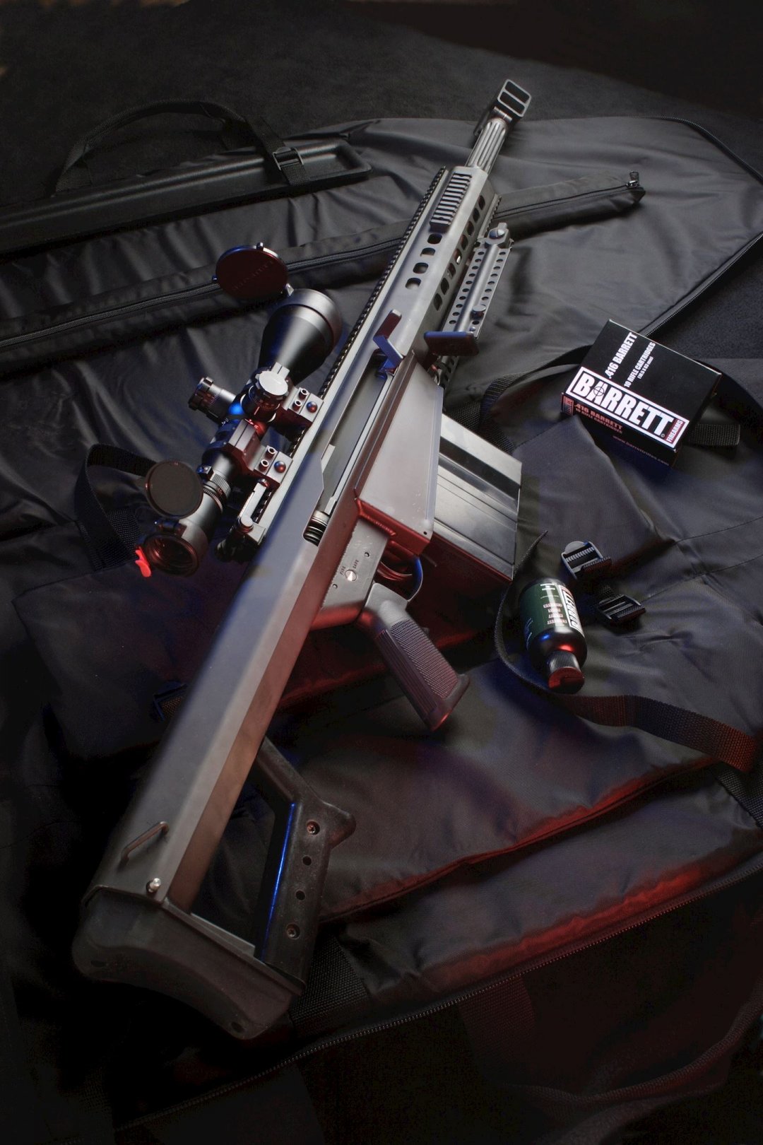 Barrett M82A1̬չʾ