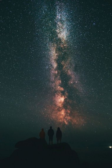 ҹ  Ӱ