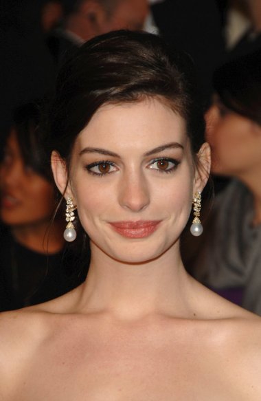 ݡɪޱAnne Hathaway ʢװ