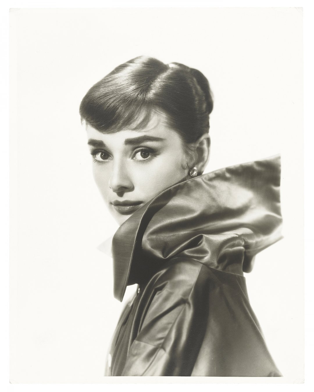 ձ Audrey Hepburn