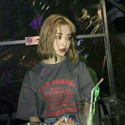 ŮͷΨͼƬ