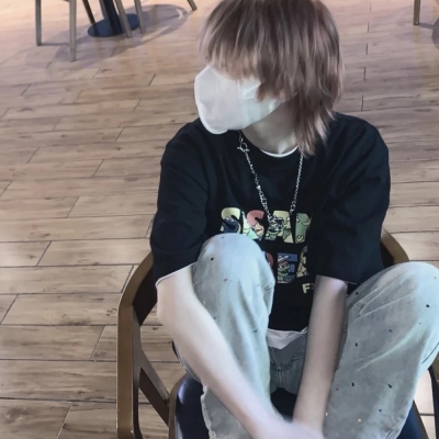 峬ĸͷ˲¶ͼƬ