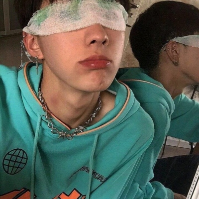 insСշͷ