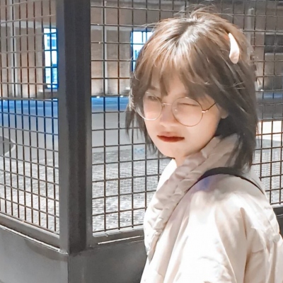 ÿʵŮͷ