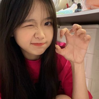 ŮúƯŮͷ