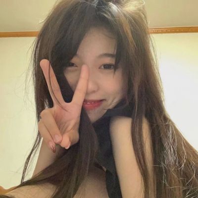 崿ʵŮͷ