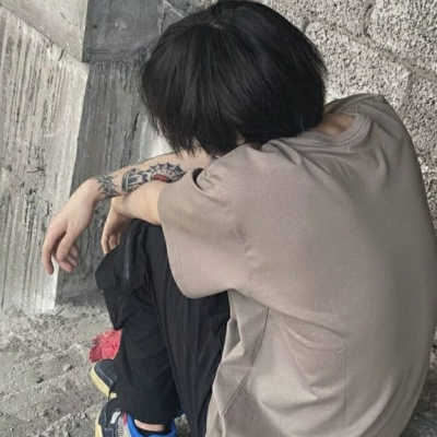 ͷ