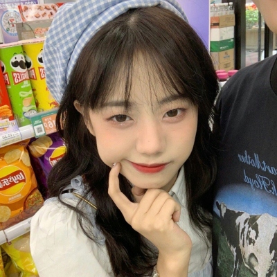 ˸㷶ͷŮ