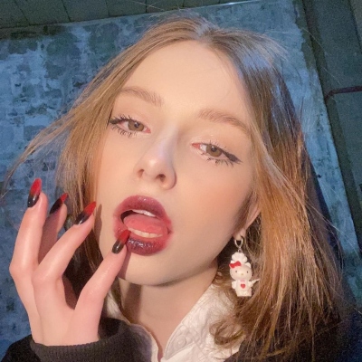 崿Ůͷ