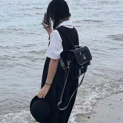 ÿĺڰͷŮ
