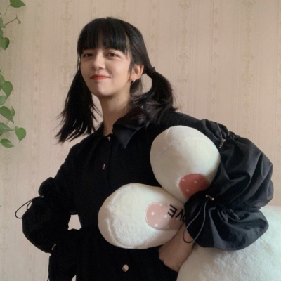 ɭϵŮͷ